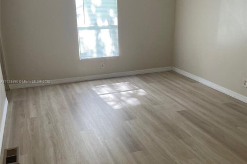 Appartement à louer à Lakeland, Floride: 4 chambres, 197.7 m2 № 1856947 - photo 11