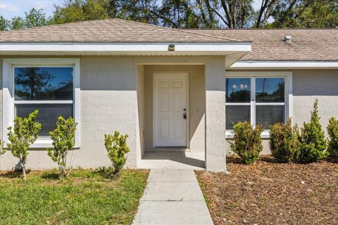 Villa ou maison à vendre à Summerfield, Floride: 3 chambres, 131.55 m2 № 2096973 - photo 3