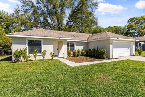 Villa ou maison à vendre à Summerfield, Floride: 3 chambres, 131.55 m2 № 2096973 - photo 2