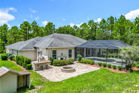 Villa ou maison à vendre à Beverly Hills, Floride: 3 chambres, 302.21 m2 № 1901500 - photo 8