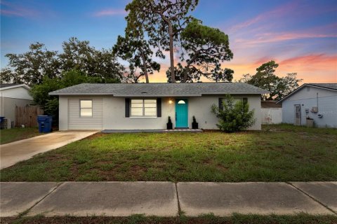 Casa en venta en Holiday, Florida, 3 dormitorios, 102.56 m2 № 1300311 - foto 1