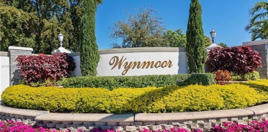 Condo in Coconut Creek, Florida, 2 bedrooms  № 2041393