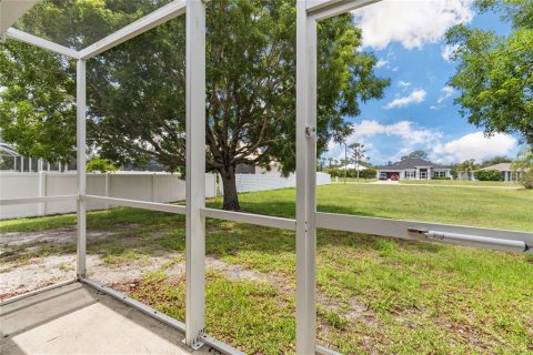 House in Cape Coral, Florida 3 bedrooms, 130.81 sq.m. № 1798017 - photo 22