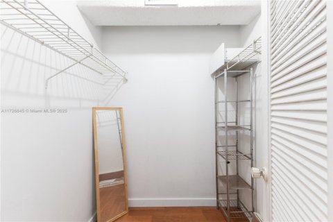 Condominio en venta en Miami Beach, Florida, 1 dormitorio, 61.5 m2 № 1595649 - foto 21