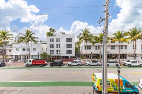 Condominio en venta en Miami Beach, Florida, 1 dormitorio, 61.5 m2 № 1595649 - foto 24