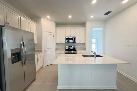 Villa ou maison à louer à Clermont, Floride: 4 chambres, 187.94 m2 № 2109470 - photo 7