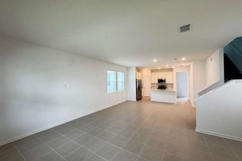 Villa ou maison à louer à Clermont, Floride: 4 chambres, 187.94 m2 № 2109470 - photo 3