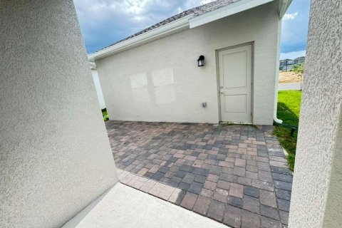 Villa ou maison à louer à Clermont, Floride: 4 chambres, 187.94 m2 № 2109470 - photo 22
