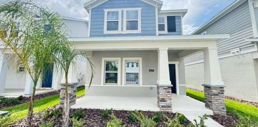 Villa ou maison à Clermont, Floride 4 chambres, 187.94 m2 № 2109470