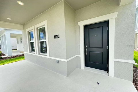 Villa ou maison à louer à Clermont, Floride: 4 chambres, 187.94 m2 № 2109470 - photo 2