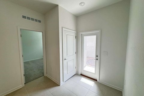 Villa ou maison à louer à Clermont, Floride: 4 chambres, 187.94 m2 № 2109470 - photo 11