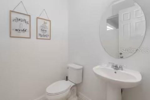 Casa en venta en Kissimmee, Florida, 6 dormitorios, 277.5 m2 № 1813247 - foto 17