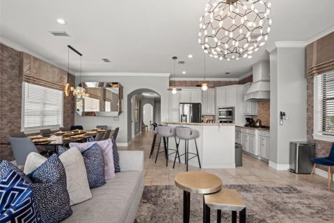 Casa en venta en Kissimmee, Florida, 4 dormitorios, 428 m2 № 2312713 - foto 18