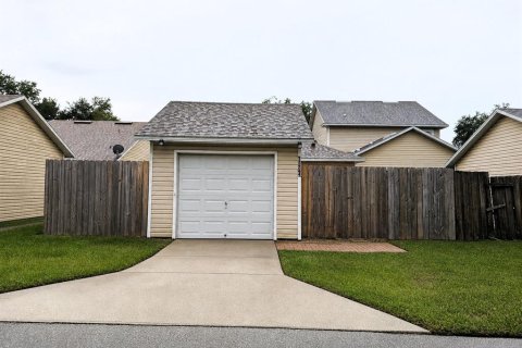 Villa ou maison à Groveland, Floride 2 chambres, 119.75 m2 № 2124303