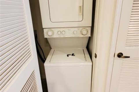 Condominio en alquiler en Kissimmee, Florida, 3 dormitorios, 120.4 m2 № 1816224 - foto 10