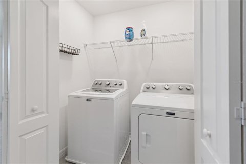Купить таунхаус в Дэвенпорт, Флорида 6 комнат, 149.2м2, № 2150626 - фото 22