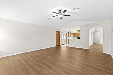Casa en alquiler en Port Richey, Florida, 3 dormitorios, 167.78 m2 № 1910191 - foto 29