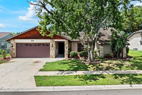Casa en alquiler en Port Richey, Florida, 3 dormitorios, 167.78 m2 № 1910191 - foto 1