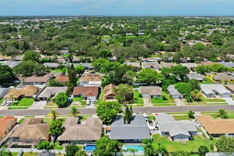 Casa en alquiler en Port Richey, Florida, 3 dormitorios, 167.78 m2 № 1910191 - foto 7