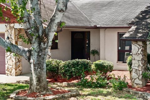 Casa en alquiler en Port Richey, Florida, 3 dormitorios, 167.78 m2 № 1910191 - foto 3