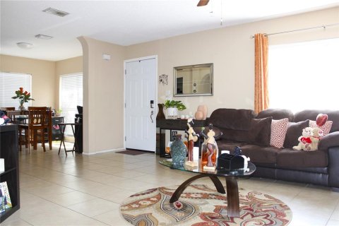 Adosado en venta en Brandon, Florida, 3 dormitorios, 126.72 m2 № 1851635 - foto 6
