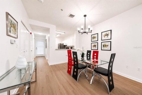 Condominio en venta en Kissimmee, Florida, 2 dormitorios, 126.35 m2 № 2216729 - foto 3