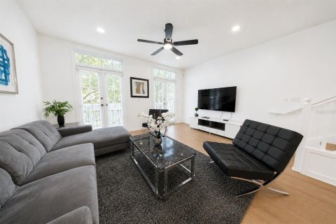 Condominio en venta en Kissimmee, Florida, 2 dormitorios, 126.35 m2 № 2216729 - foto 5