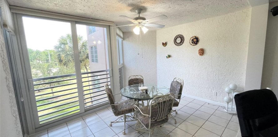 Condominio en Davie, Florida, 3 dormitorios № 1188464