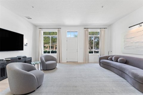 Adosado en alquiler en Orlando, Florida, 3 dormitorios, 173.54 m2 № 2149615 - foto 4