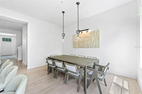 Adosado en alquiler en Orlando, Florida, 3 dormitorios, 173.54 m2 № 2149615 - foto 12