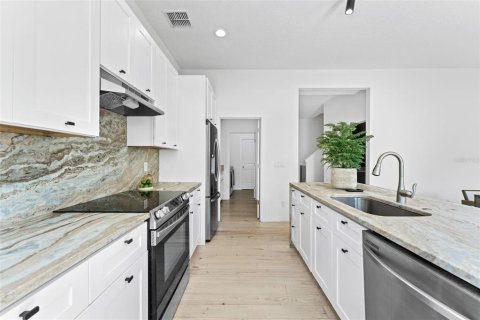 Adosado en alquiler en Orlando, Florida, 3 dormitorios, 173.54 m2 № 2149615 - foto 11