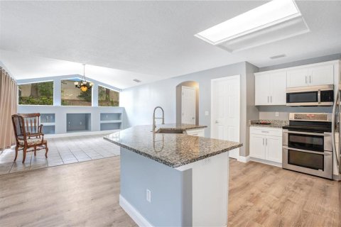 Villa ou maison à louer à Clermont, Floride: 4 chambres, 225.2 m2 № 2344622 - photo 6