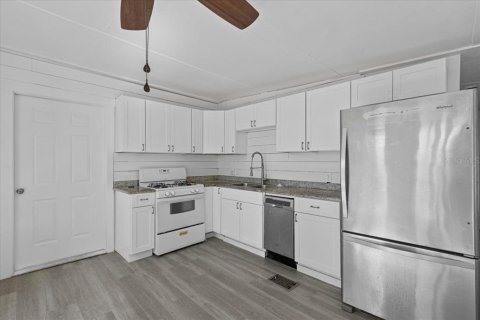 Casa en venta en Cedar Key, Florida, 2 dormitorios, 102.56 m2 № 1569532 - foto 13