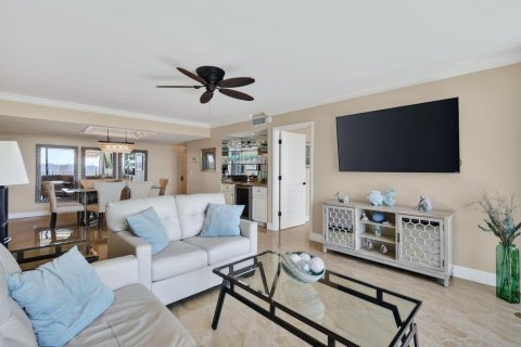 Condo in Jupiter, Florida, 2 bedrooms  № 2245553 - photo 10