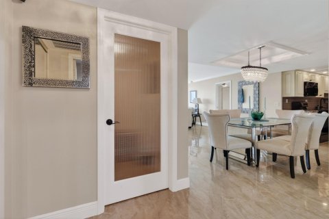 Condo in Jupiter, Florida, 2 bedrooms  № 2245553 - photo 6