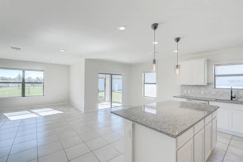Villa ou maison à louer à North Fort Myers, Floride: 4 chambres, 171.87 m2 № 2099061 - photo 11