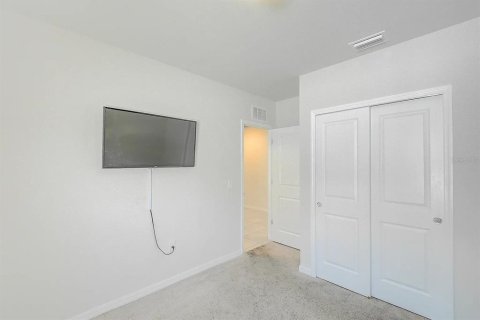 Villa ou maison à louer à North Fort Myers, Floride: 4 chambres, 171.87 m2 № 2099061 - photo 16