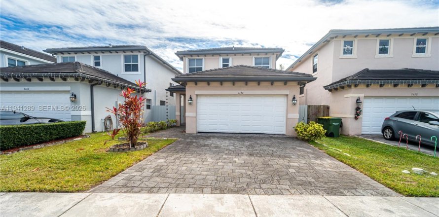 Villa ou maison à Homestead, Floride 5 chambres, 201.6 m2 № 1998851