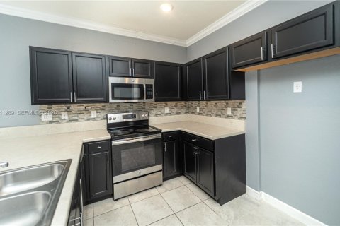 Villa ou maison à vendre à Homestead, Floride: 5 chambres, 201.6 m2 № 1998851 - photo 10