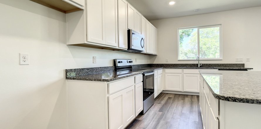 Townhouse in LEGACY HILLS in Apopka, Florida 4 bedrooms, 202 sq.m. № 35160