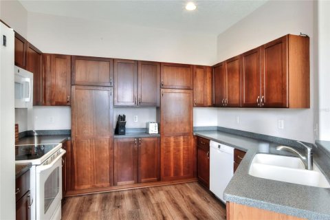 Condo in Lakeland, Florida, 3 bedrooms  № 1870372 - photo 20