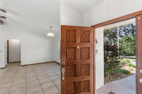 Casa en venta en Spring Hill, Florida, 3 dormitorios, 192.31 m2 № 2420288 - foto 16