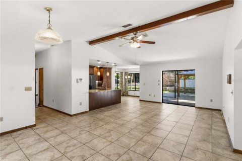Casa en venta en Spring Hill, Florida, 3 dormitorios, 192.31 m2 № 2420288 - foto 17