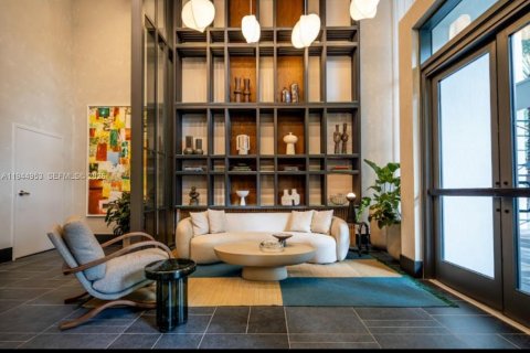 Condominio en alquiler en Miami, Florida, 1 dormitorio № 2010548 - foto 3