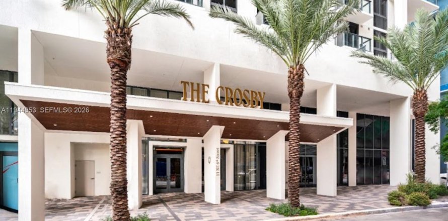 Condominio en Miami, Florida, 1 dormitorio  № 2010548