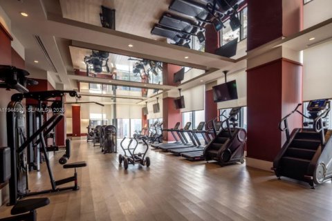 Condominio en alquiler en Miami, Florida, 1 dormitorio № 2010548 - foto 5