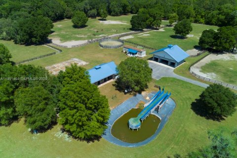 Купить коммерческую недвижимость в Окала, Флорида № 2009434 - фото 6