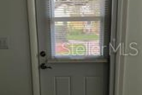 Condo in Sun City Center, Florida, 2 bedrooms  № 1560658 - photo 10