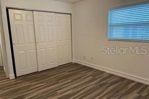 Condo in Sun City Center, Florida, 2 bedrooms  № 1560658 - photo 17