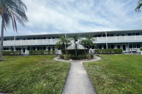 Condo in Hallandale Beach, Florida, 1 bedroom  № 2041540 - photo 10